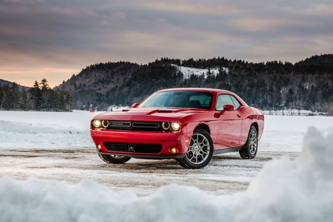 car_4_play's tweet photo. #Dodge #Challenger GT 2017 года – первый полноприводный мускулкар https://t.co/sP7BgLDRVY https://t.co/FkElvvbVq1
