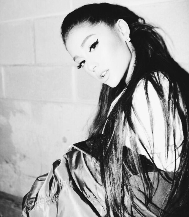 Best Ariana pics (@bestarianaplcs) on Twitter photo 