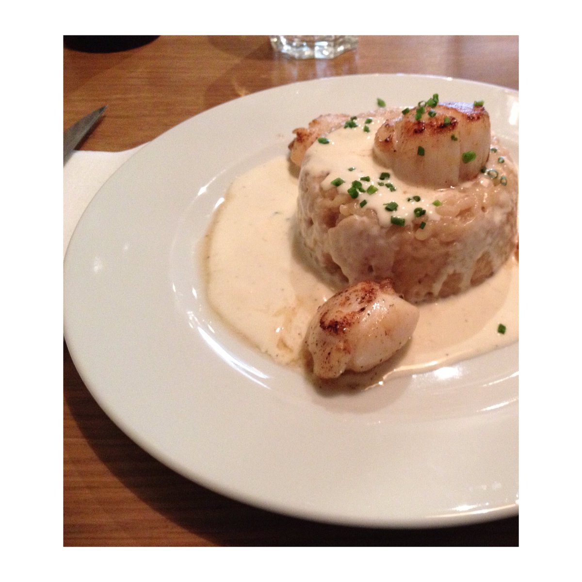 le_tonne's tweet photo. Le post  du soir pour que tu puisses t'organiser pour demain  .......RISOTTO ET STJAQUES et Sa crème parmesan........ #letitiquitonne https://t.co/kq0IfxuD3l