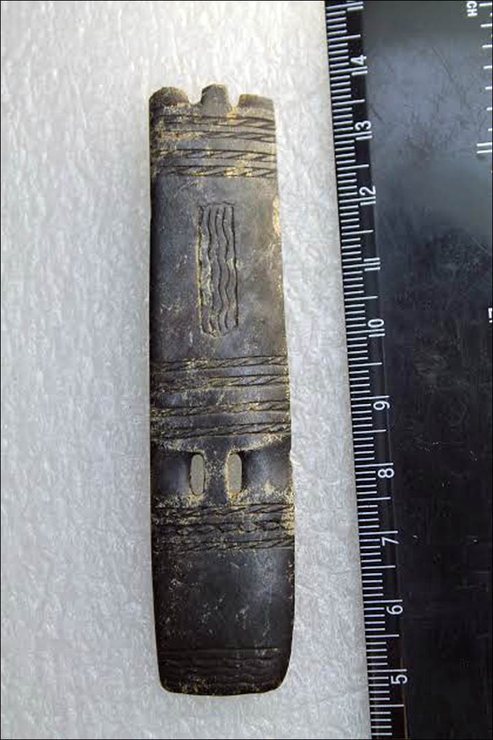 2000 year old warrior armour made of reindeer antlers discovered 
siberiantimes.com/science/casest…