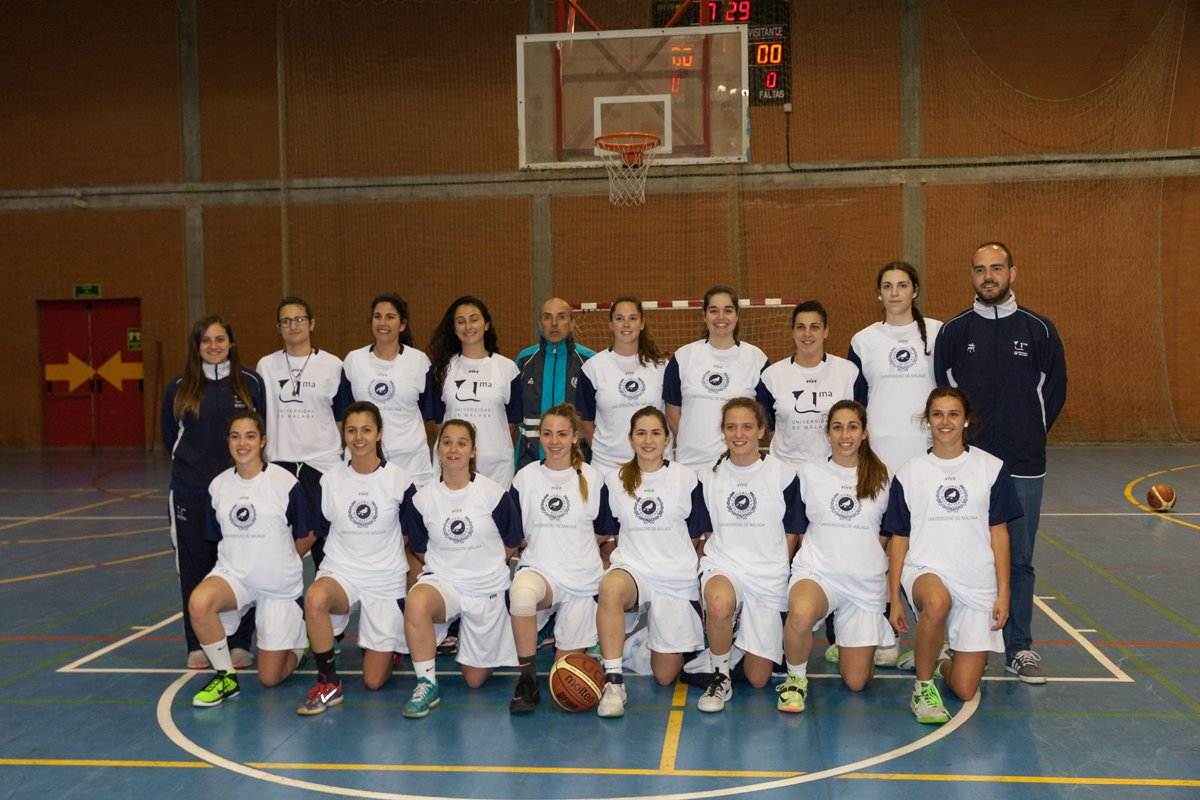 CD_Gamarra's tweet photo. BK🏀 Las jugadoras del #1NacFem @perezsandra25 y @_mariahdez_ han quedado 3° en el #CAU2017 con @deportesUMA ¡ENHORABUENA! 💪💪 #VamosGamarra https://t.co/045sSF0Xiv