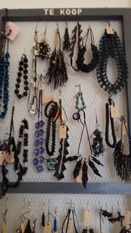 THHArnhem's tweet photo. Wist U dat er sieraden gemaakt worden in het Toon Hermans huis en ze zijn ook nog te koop https://t.co/YdfrBv8sOo