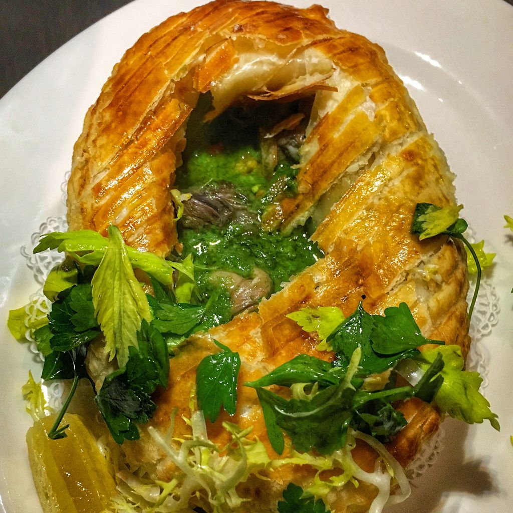 sdot_86's tweet photo. Escargots en Croûte! #lategram #escargot #snail  #horsdoeuvres #dinner #french https://t.co/bECgmj3SBD https://t.co/EQEPahEdzg