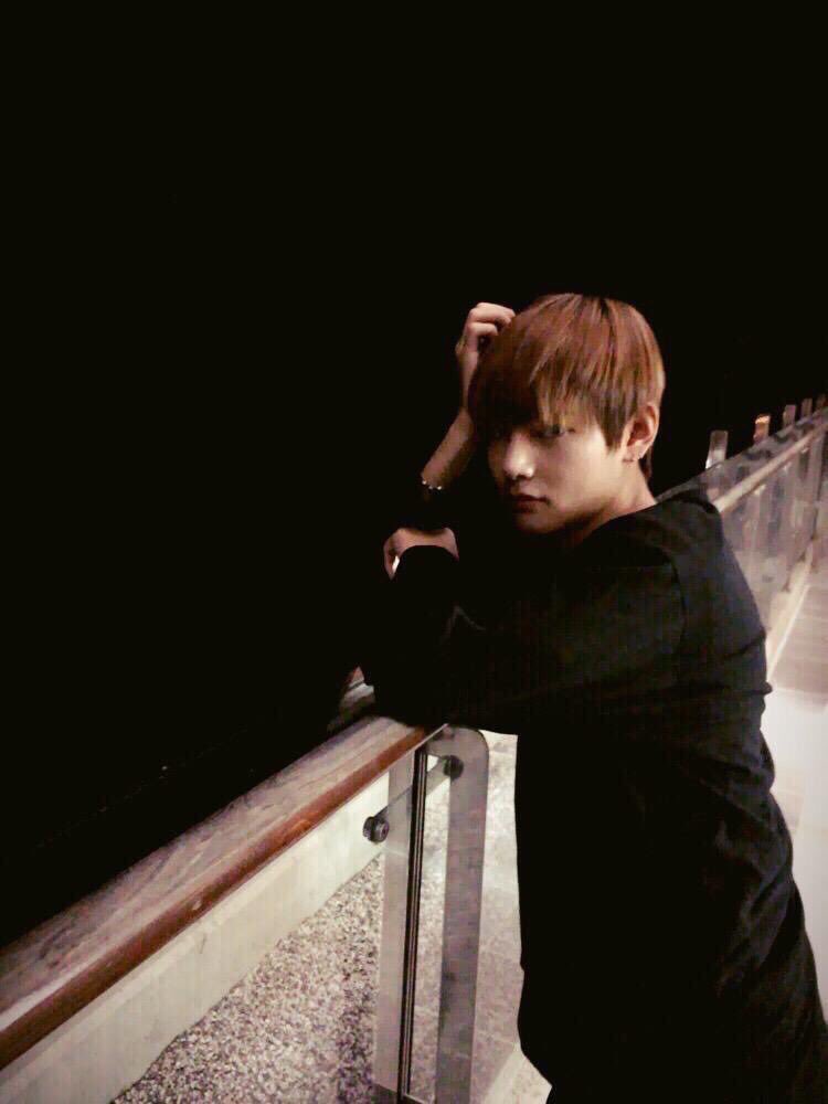 PHKFP_'s tweet photo. • Lost on you • https://t.co/wBP9icB6dr