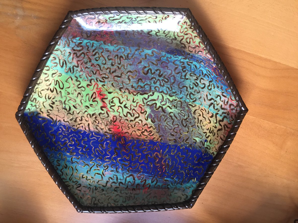 DigitalMudWorks's tweet image. Rim made with the Digital Mud Works extruder die from the Rims section then twisted ow.ly/oCqG309Uygt  #ceramics #extruder #clayartist