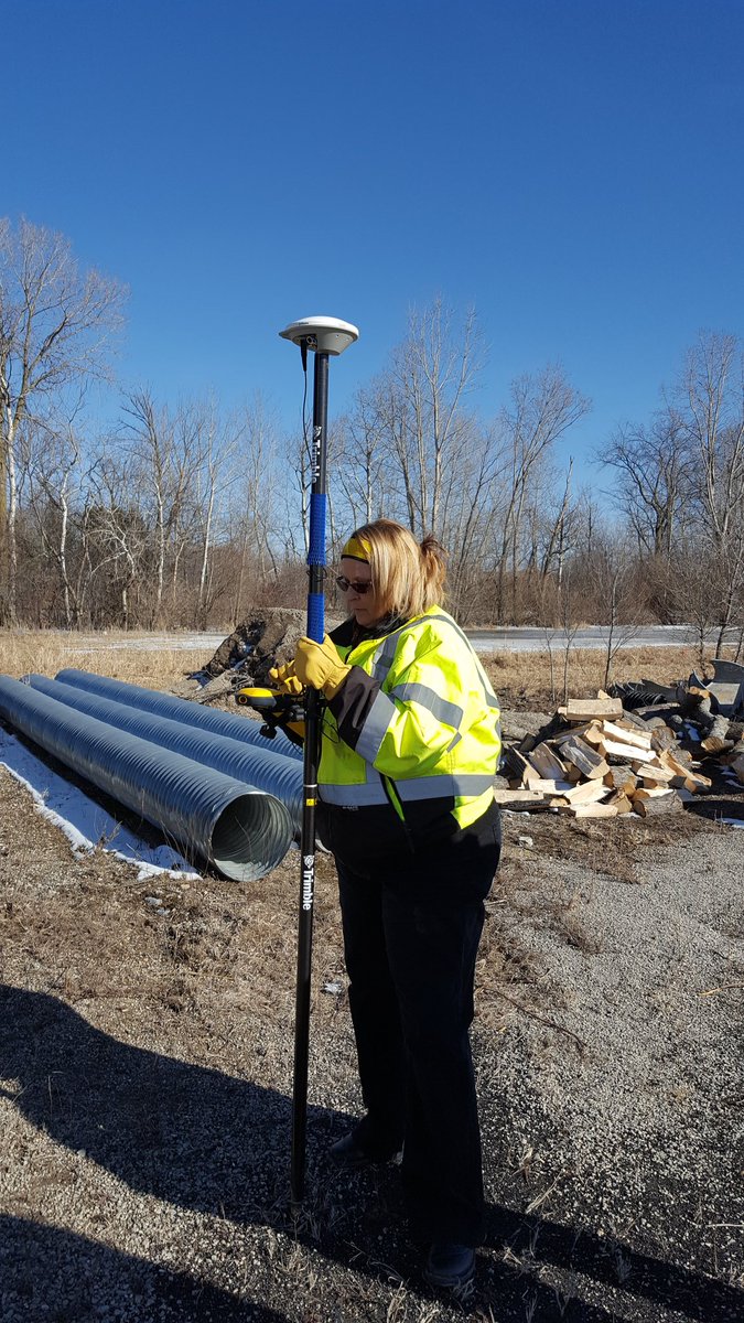 SiMapSupport's tweet photo. Trimble TerraSync Centimeter GNSS Training @SiMapSupport @SeilerInst @trimblegps #training #GNSS #TerraSync #WISCORS  #Realtime https://t.co/rIoUNjqJTn