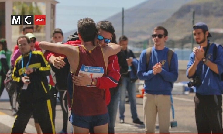 DGarciaPodium's tweet image. Y todavía hay gente que no sabe que el atletismo es un deporte de equipo... 😄