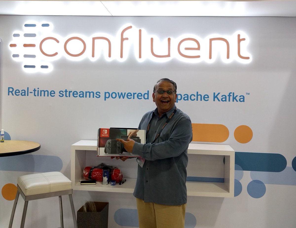 confluentinc's tweet image. Love seeing @nitin_deo with his new Nintendo Switch in the @ConfluentInc booth at #StrataHadoop! @strataconf #StreamMeUpScotty
