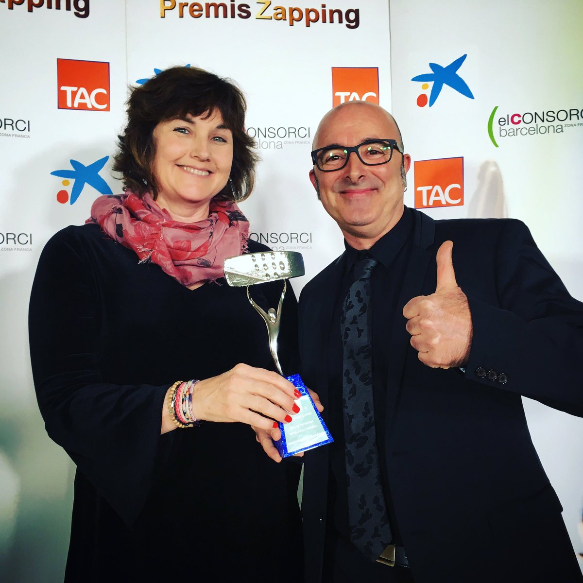 RafelVives's tweet photo. Molt sorprès i content amb el premi #PremisZapping #2017 #TVawards #jathofaras https://t.co/p9R3YUTjvp