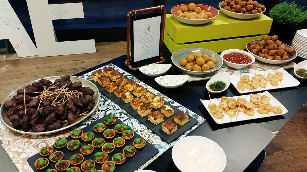 SocialBeeCafe's tweet photo. DEVINE finger food for this evenings event ๐ #socialbeeevents #urbanhospitality #noneedforbeingfancy https://t.co/GNXZthAPLn