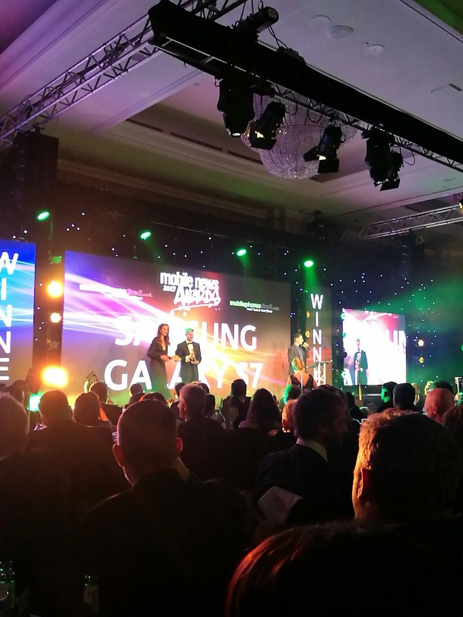 MobileNewsMag's tweet photo. Best smartphone for @SamsungUK with the S7 range! https://t.co/UMK5yM0sxF