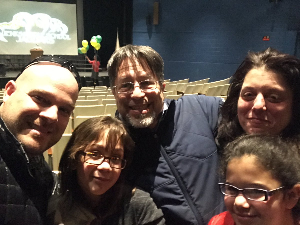 Jenk's Middle School Open House with our Fallon family. Thank you @JenksMSJaguars <a href="/PawtucketSup/">Patti DiCenso</a>