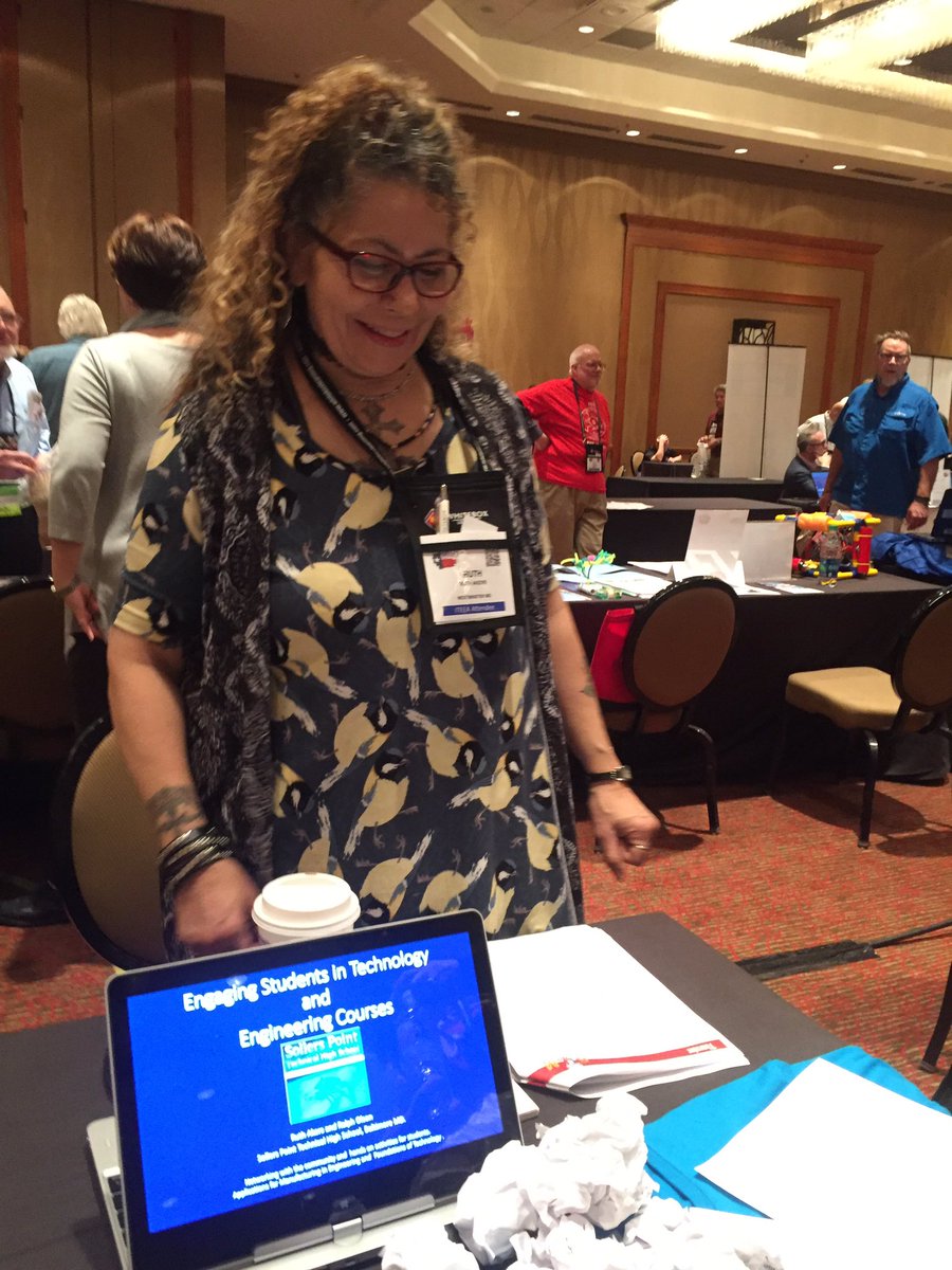 GrubbsMg's tweet photo. @CTE_BaltCoPS @BaltCoPS teachers presenting at @iteea conference @sollerspt https://t.co/1ioiXny4UU