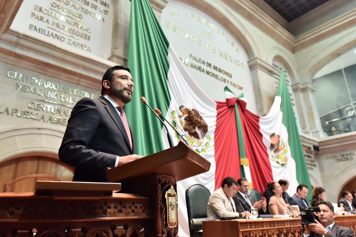 cruz_roa's tweet photo. Presenté ante #LIXLegislaturaEdoMéx iniciativa de reformas constitucionales para la creación del Sistema Estatal y Municipal Anticorrupción https://t.co/rf5vJF6KeQ