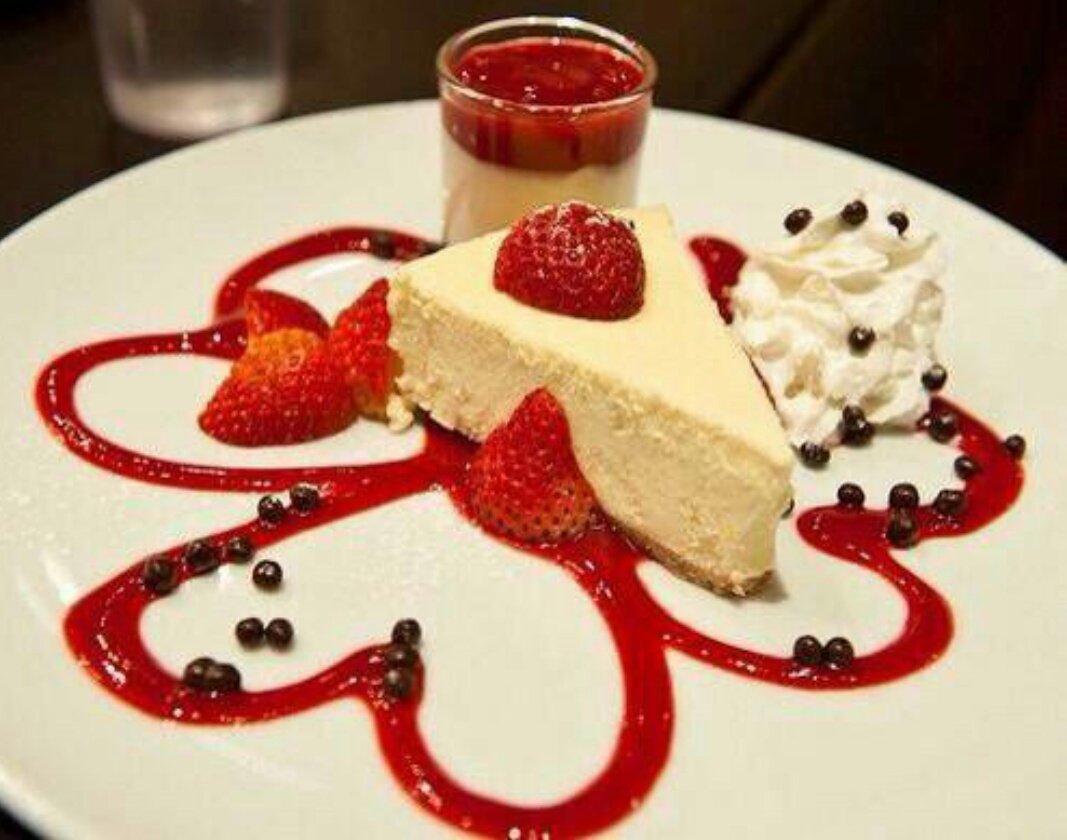 iamfoodee's tweet photo. Cheesecakes are my weakness 😍😘💓🎂🧀👌 https://t.co/yxKTgILmYU