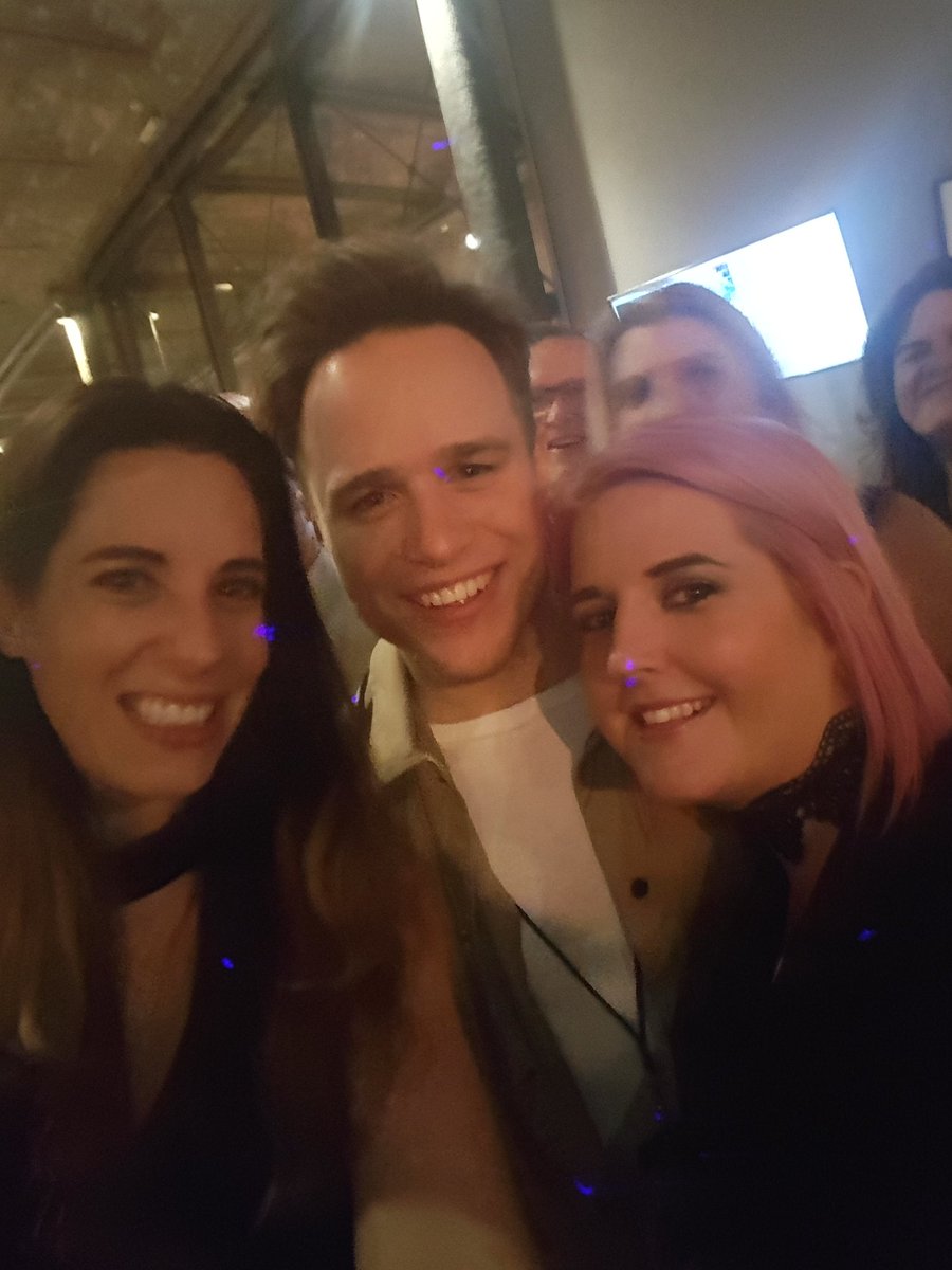 lou_smith83's tweet photo. @ollyofficial I'm in work at 8.30...approx 5 miles away...! https://t.co/dOI7naKxp4