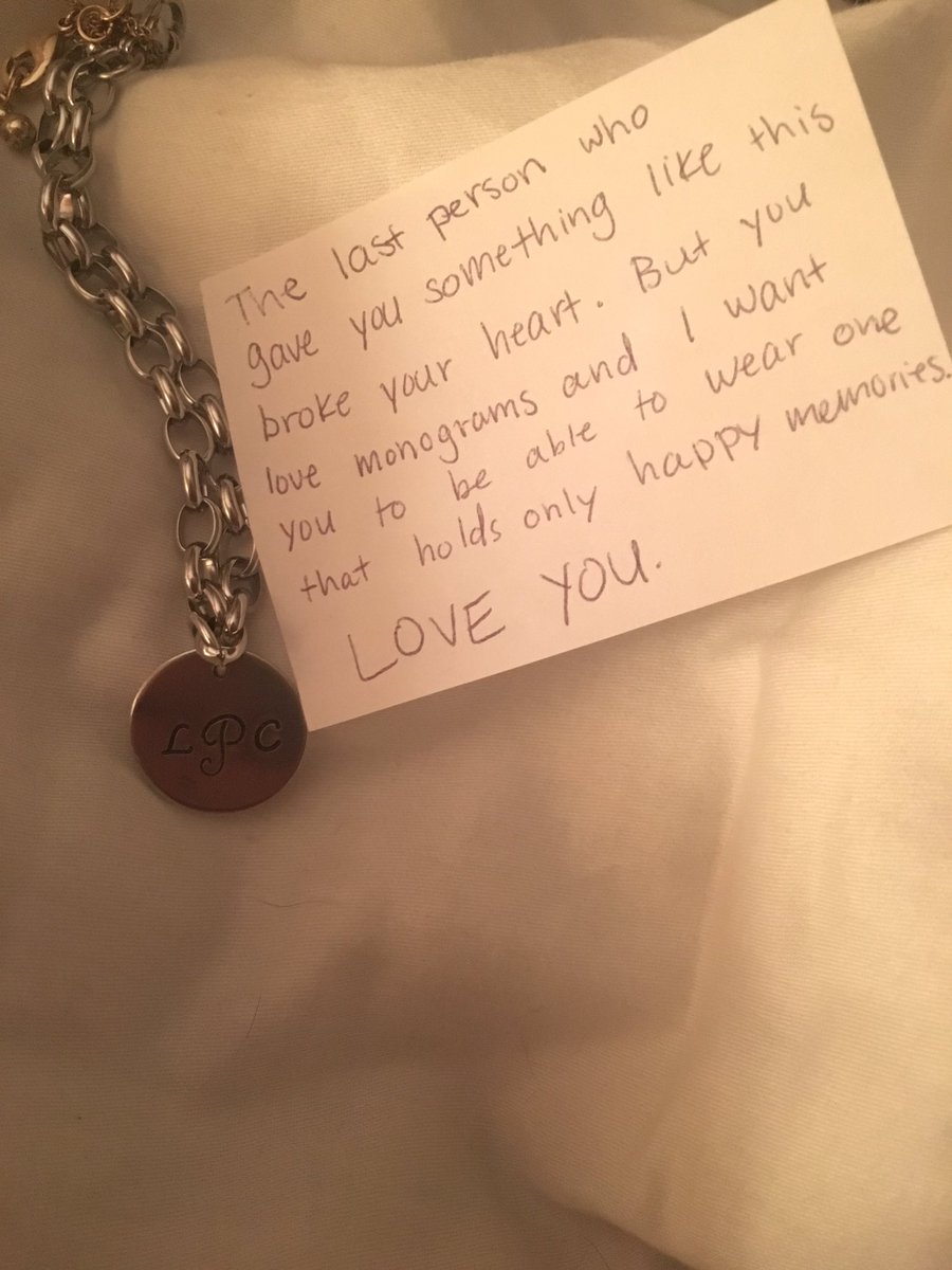 lelapair's tweet photo. Found this in my dresser at my parents house &amp; instantly happy-cried. I sure did luck out with the best friend a girl could have. ❤ https://t.co/N94cKTADzh