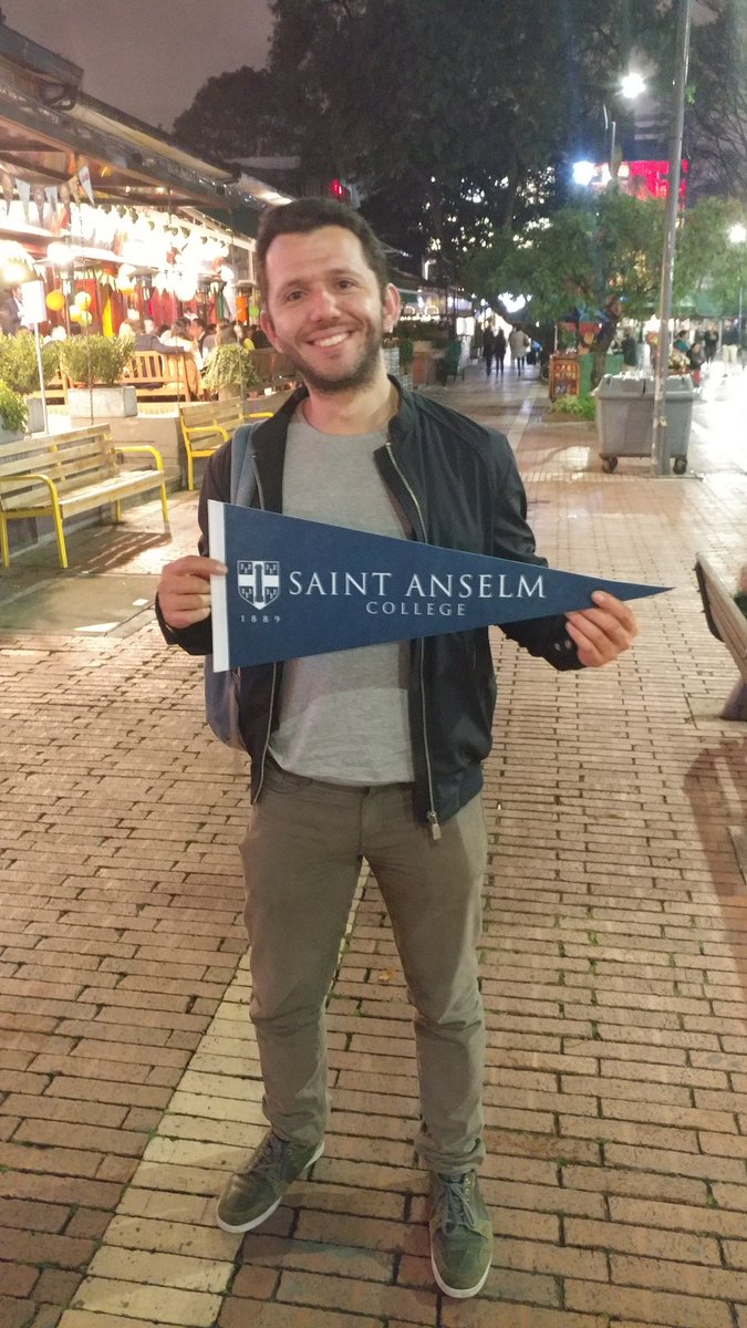 Kathleen603's tweet photo. Met Alejandro #SAC09 in #Bogota. He manages the startup #Hogaru. #YCombinator is interested!! #saintanselm #SiliconValley  @AnselmianAlumni https://t.co/CgQ0oOoyo9