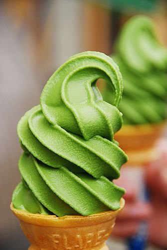 CFA_InTheMall's tweet photo. Tomorrow, to celebrate St Patrick's Day we will be serving green ice cream to our customers! https://t.co/VeKOTT0XOX