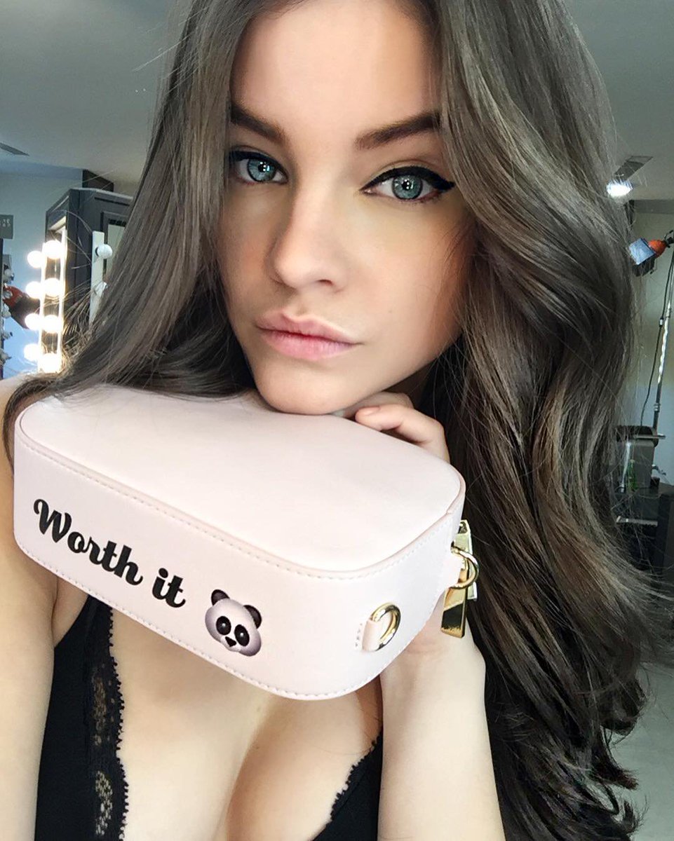 Hey, Isabella here. Not new to rp/fl. Really looking forward to make some new friends on here, and to have a fresh start. Retweet please?