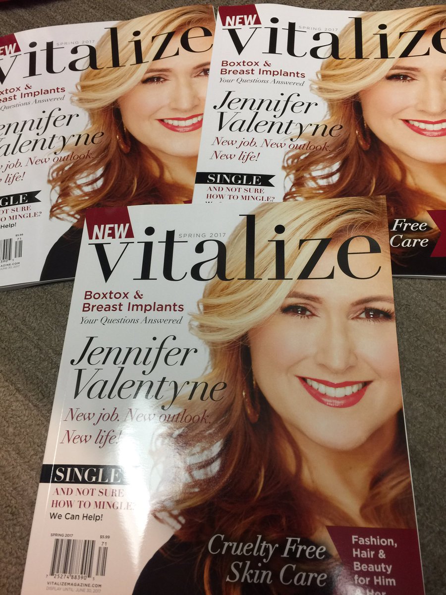 JennValentyne's tweet photo. Just received the NEW @VitalizeCanada 💋FREE copies this weekend @HomeShowsTO &amp; @ShopprsDrugMart @chaptersindigo across 🇨🇦 April 10th ❤ https://t.co/hMXGLYV10n