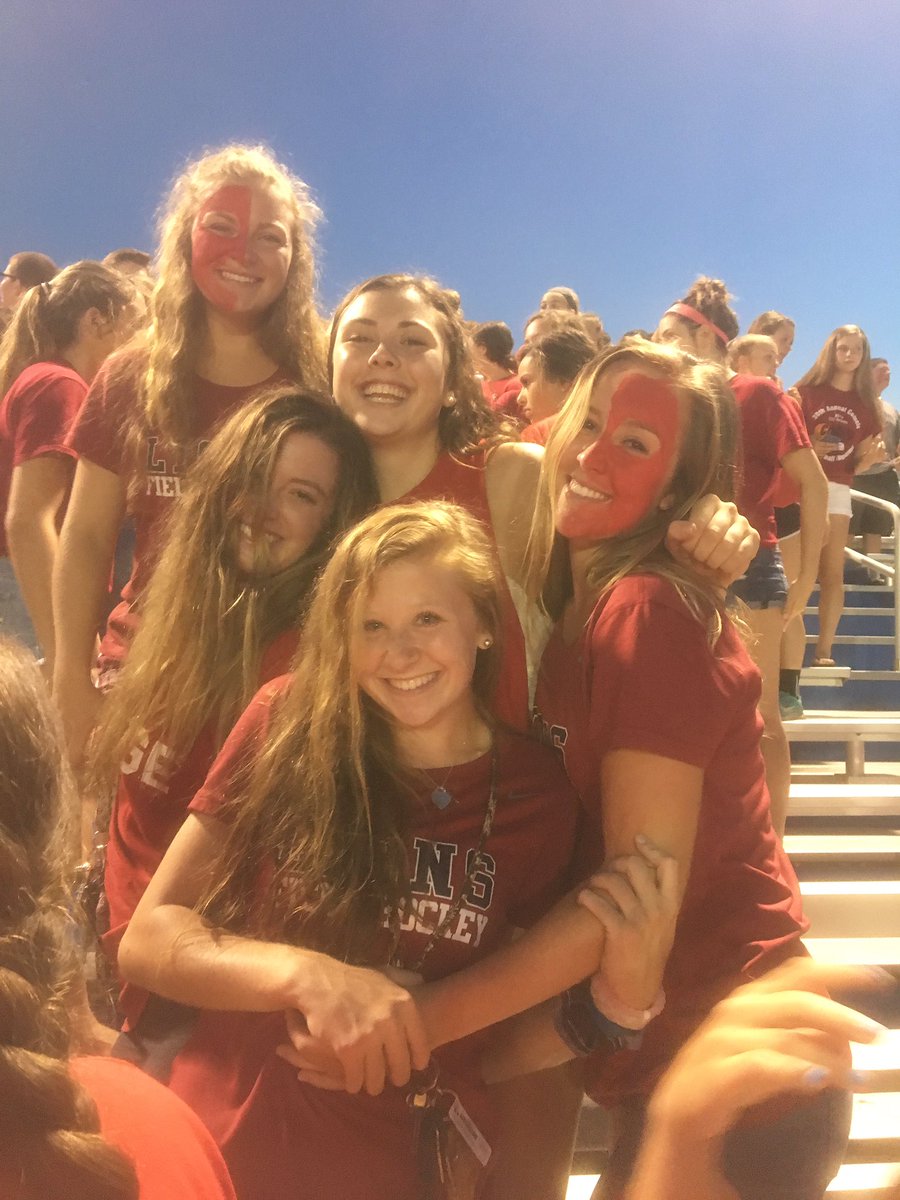 maryysheehan's tweet photo. Happy bday to my day one brotha @annemariebanes !!! Thanks for dominating dots gym class with me love you long time #firstpicks💉💰😤😈💯💚💙❤️💟💞 https://t.co/a2NFHMIOLN