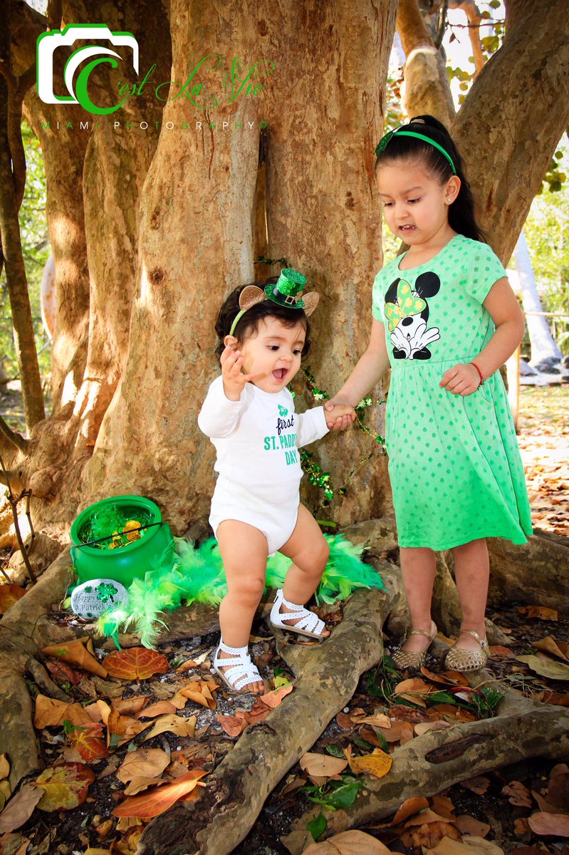 CLVMiami's tweet photo. "OMG Bella! Tomorrow is St Patrick's Day!" #StPatricksDay #CLVMiami #CestLaVie #Miami #Photography #Photographer #PhotoFun https://t.co/R2k8sAsQU6