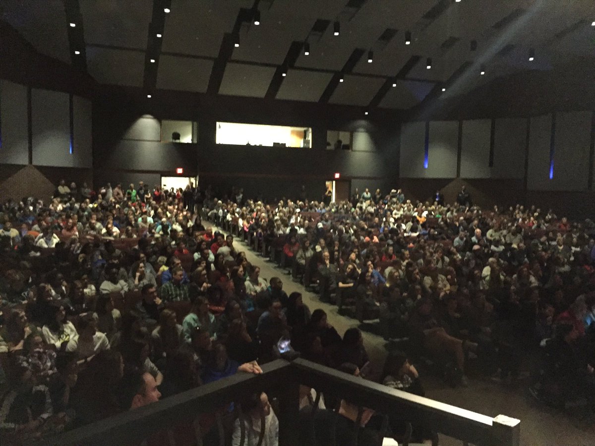 grumpyh72's tweet photo. Chicago 2017! LSW and LSN getting ready to roll out! LSR7 Proud! https://t.co/oqduq9GJN4