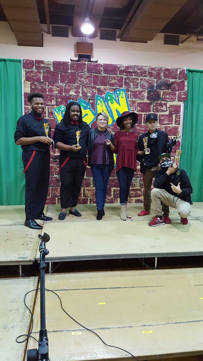 josueaguilera_'s tweet photo. Time flies! After 8 long years, we performed at our middle school tonight as alumni guests! It was dope. @iSoDope_Boy #MightyBison https://t.co/9G0o5nu3Qt