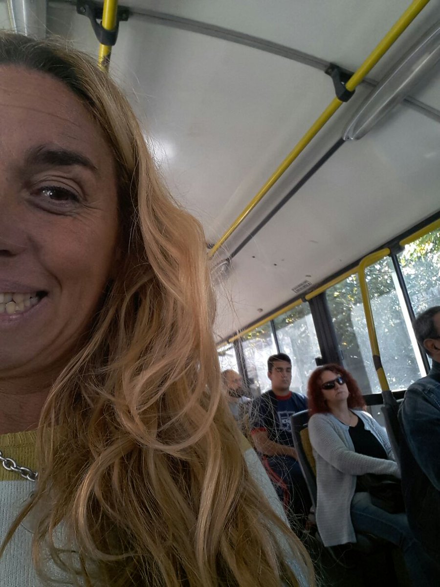 _lucasoto14's tweet photo. Viajar con mi vieja en el bondi es algo asi https://t.co/3GujkuWhdi