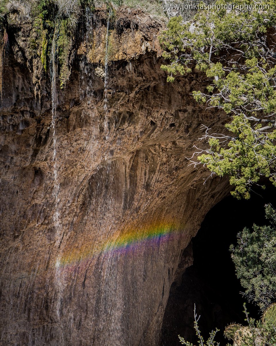 JonKlas's tweet photo. #TontoNaturalBridge in AZ is said to be the largest travertine natural bridge in the world! #rainbow #waterfall #CanonBringIt #CanonFavPic https://t.co/JtefNc8Ddb