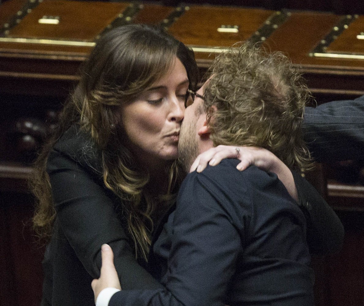 allenatorebis's tweet photo. Non so se è solo mio o è diffuso il senso di schifo che provo più che  per la #casta  per chi ancora li vota ! 🤢
#Pd #Fi 
#Lotti #Minzolini https://t.co/9BYvm7eOah