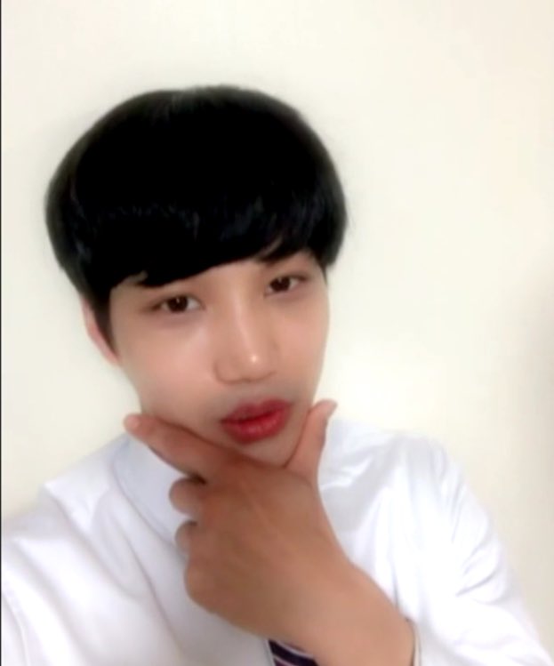 kimjipics's tweet photo. ♡ bby ♡ https://t.co/6Z8nzNV98n
