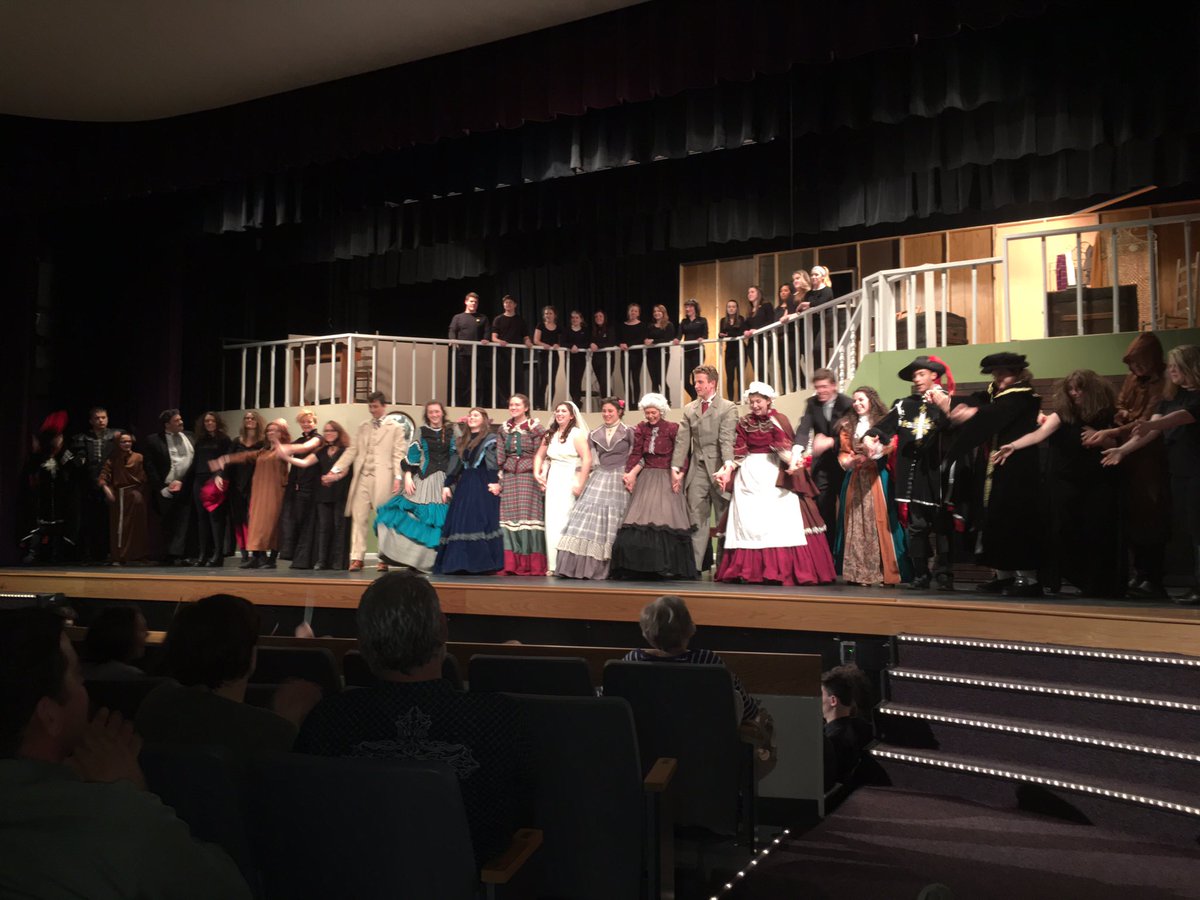 SteelePrincipal's tweet photo. It's official. VHS Performing Arts is the best around!!!  @VermilionSchool @VHSBandLeaders @VHSChoir1 #littlewomen #sailorpride https://t.co/HekfYFD3yW