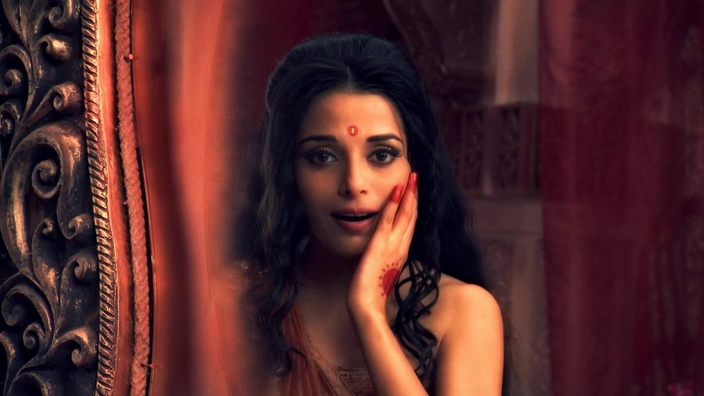 Draupadilovers's tweet photo. Gud mrng Draupadi lovers!!!!! Soooooooooooooo cute Draupadi in various expressions!!! https://t.co/7aOwxT01Nq