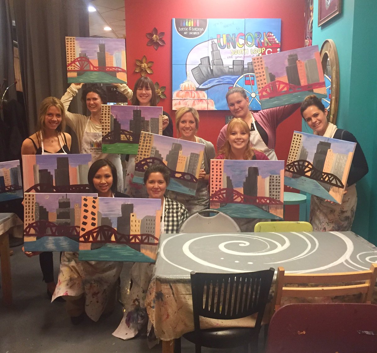 Fun evening <a href="/bottlenbottega/">BottleBottegaChicago</a> with #ASUG friends 🌆🎨 #bottlenbottega #friends #ASUG