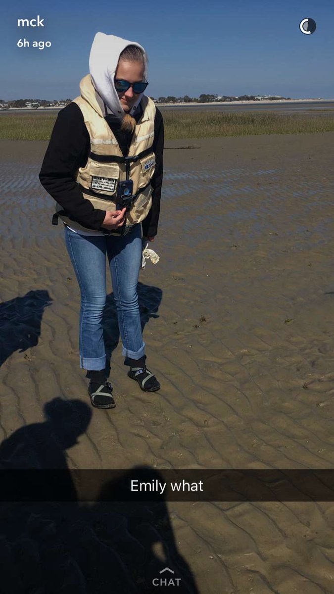 emroygbiv's tweet image. #OOTD #3Jackets #TwoPairsOfPants #Sockos