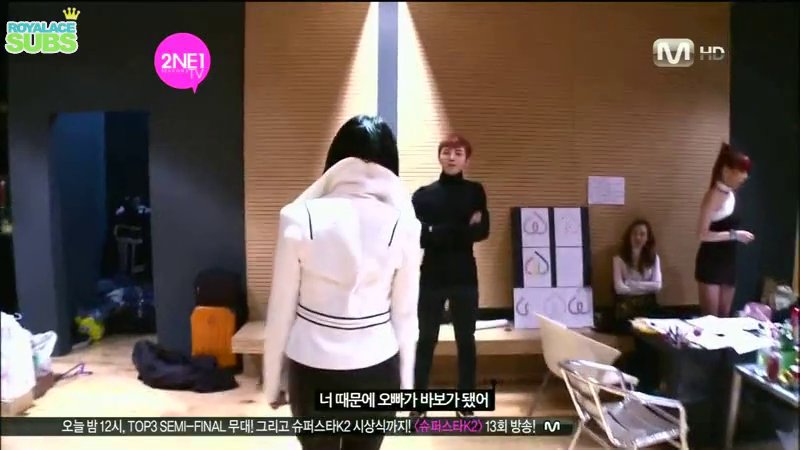 wunderwumen_'s tweet image. The things you will find when u rewatch 21TV #AlwaysNotFarAway #SamePose #BadScreenCap