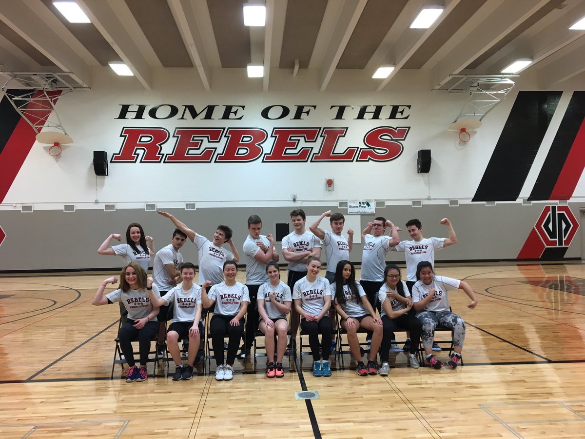 JPFitnessCentre's tweet photo. Had some fun at team pictures #flex #weightliftingteam #strong #strengthinnumbers #rebels https://t.co/ltsJc0xDZ6