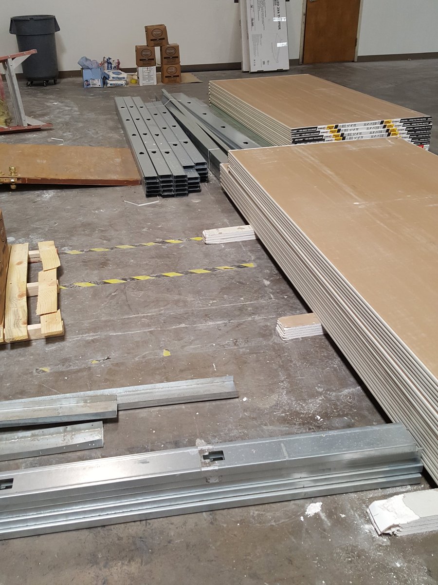 abf_const's tweet photo. Stocking steel studs and drywall for a job in San Bernardino for two new ADA restrooms https://t.co/WLGbXhka9V