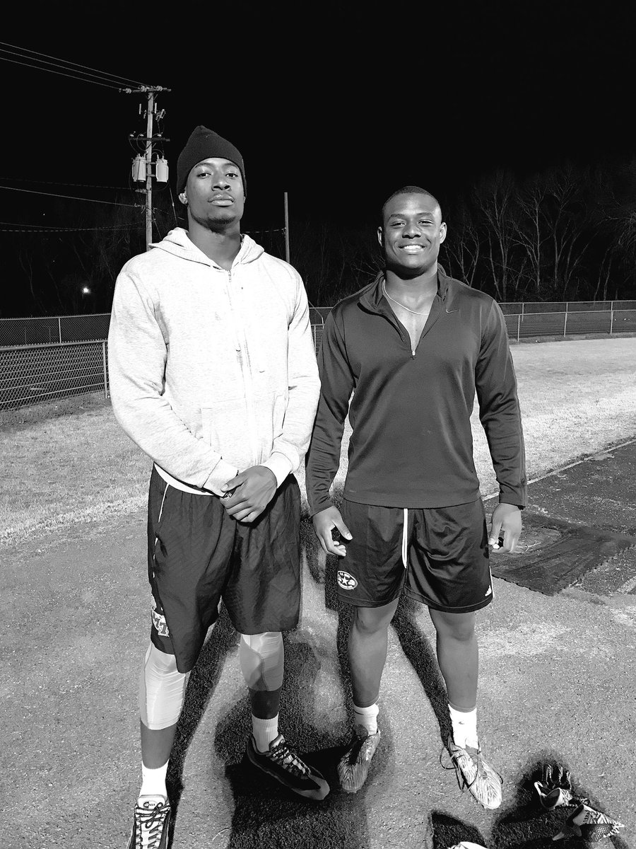 RileyElite3's tweet photo. What's understood don't have to be explained #E3ST #Elite3 https://t.co/mM6szGx2OG