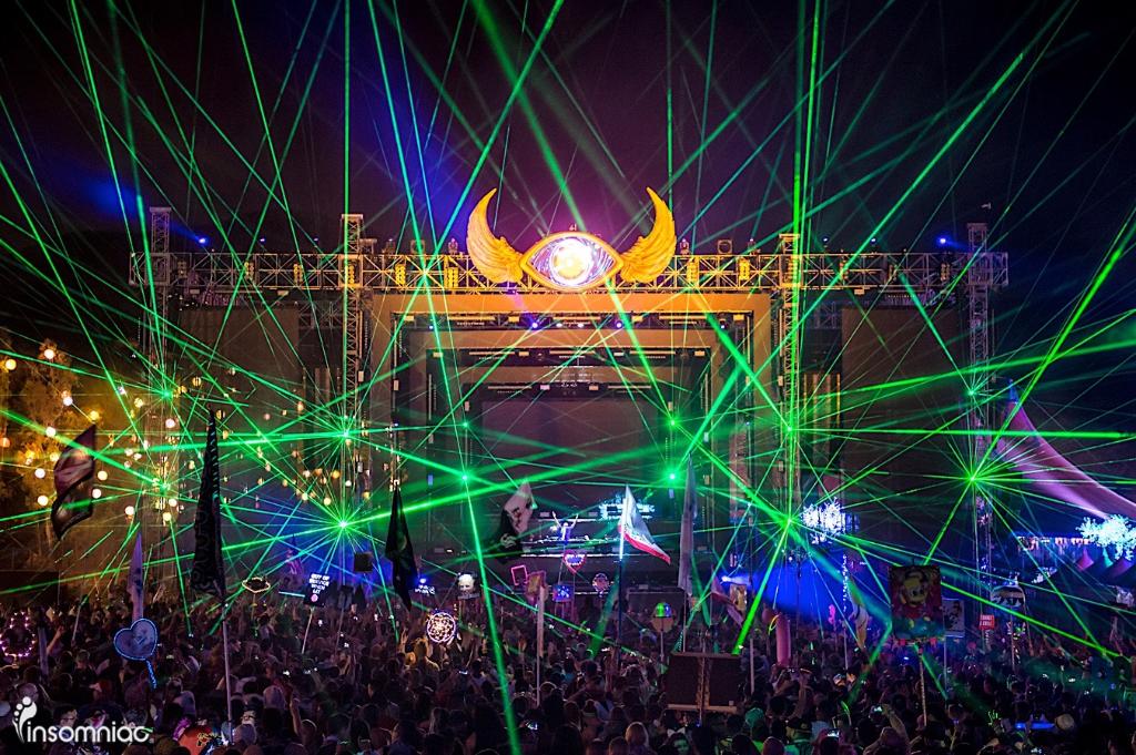 BeyondWland's tweet image. Lights. Lasers. ACTION! 🎉💥 #TravelBeyond #OuterRealm