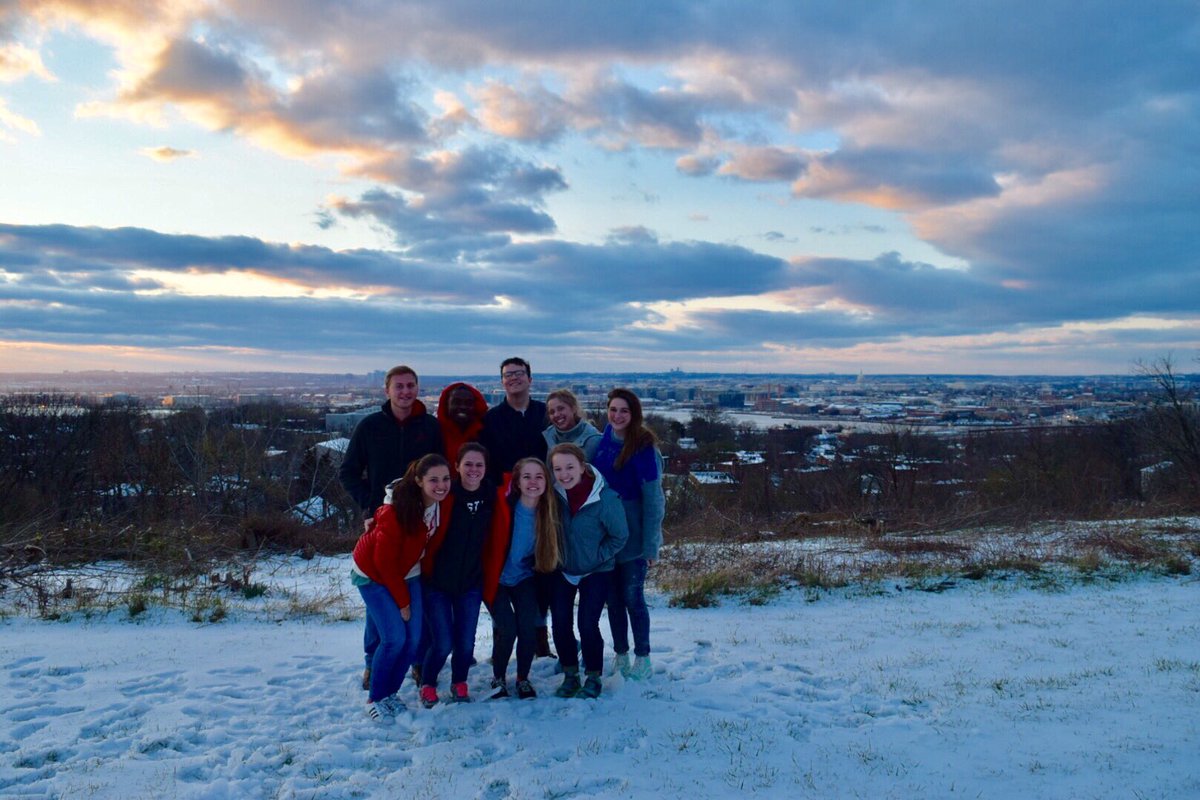 VolunteerBama's tweet photo. Our Washington DC #beyondbama trip for service and advocacy with @UAStudents didn't let a little snow stop them! @uabeyondbama #altbreaks https://t.co/1f3dO8oe8G