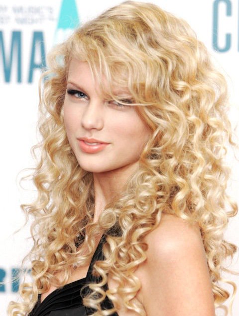 bit.ly/2m7UGhX
Curly Remy Human Hair New 12' Taylor Swift Wigs
#curlywigs #remyhumanhairwigs #howigs #wigs