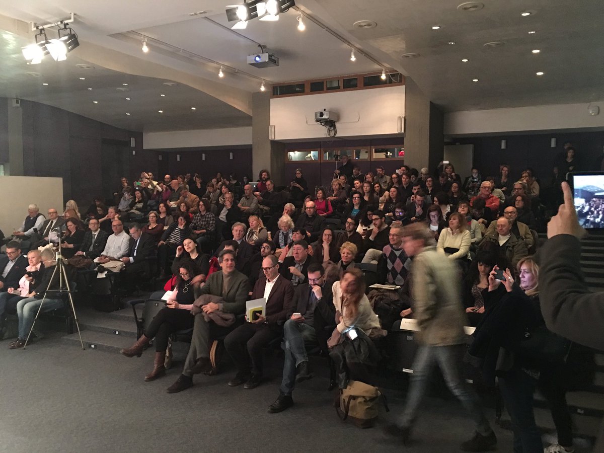 Inizia #PAsocial con i saluti istituzionali