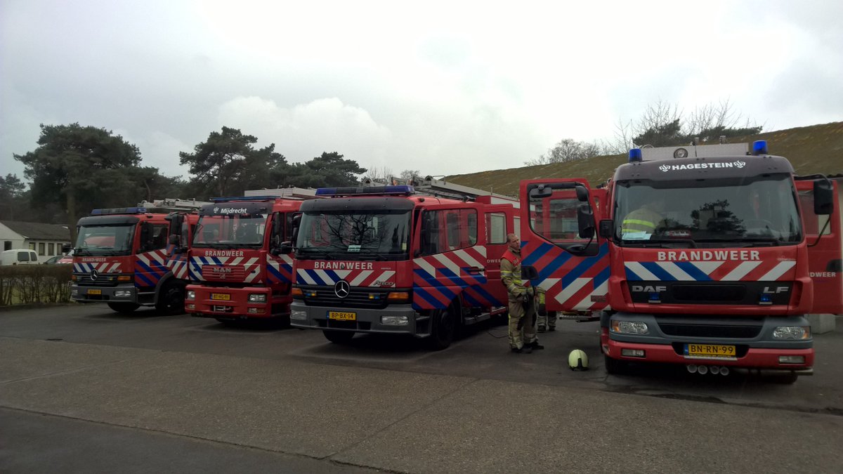 Ook serieus in de voorbereiding. Oefenen met collega-posten in oefencentrum in Duitsland #Zuilen #Brandweer #bloedserieus