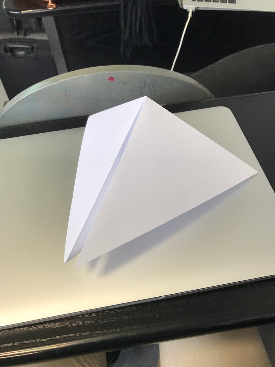 CBaffie's tweet photo. DIY #Origami #consulteam @Montpellier_BS @MaraisMbs https://t.co/Q3Ffj0g7xQ