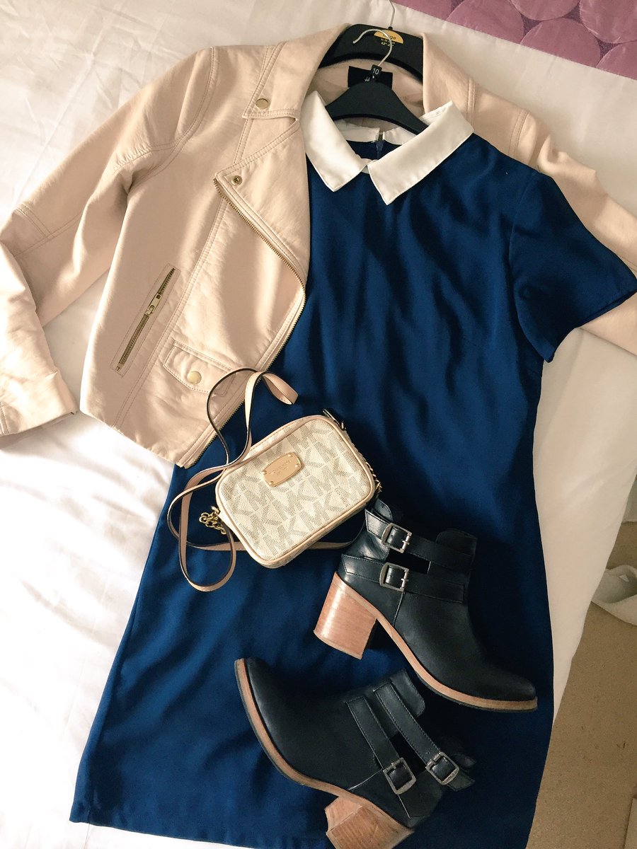 jessiloumilton's tweet photo. Anyone else find dressing smart/cas the hardest thing? Off for tea straight from work, what we thinking?! #fbloggers #wardrobehelp https://t.co/HY4q1bap2R