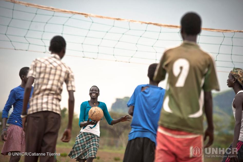 unosdp's tweet image. &quot;When I play, I feel strong and healthy&quot; - Nyaboul,student at Tierkidi #refugee camp. #WePlayTogether #April6 #IDSDP2017 Photo by @Refugees