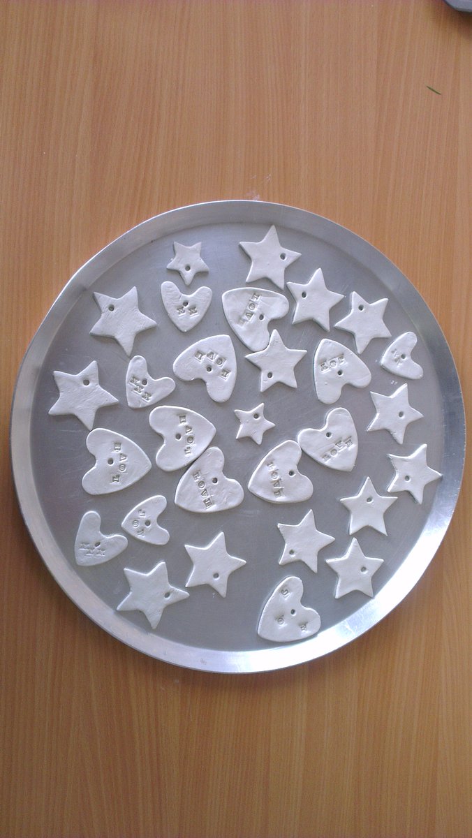 WoollyDays's tweet photo. @SmittenKittenDe thank you! Have a go at using air dry clay too, it's great fun to use! #create #clay #crafts https://t.co/mWxvRepKpy